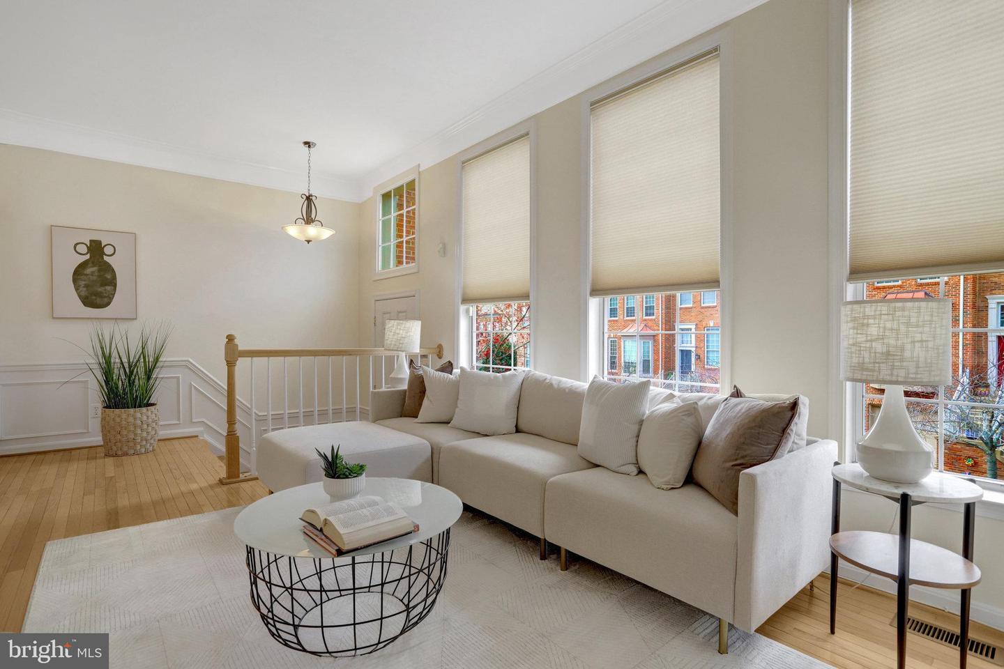 51 Arell Ct