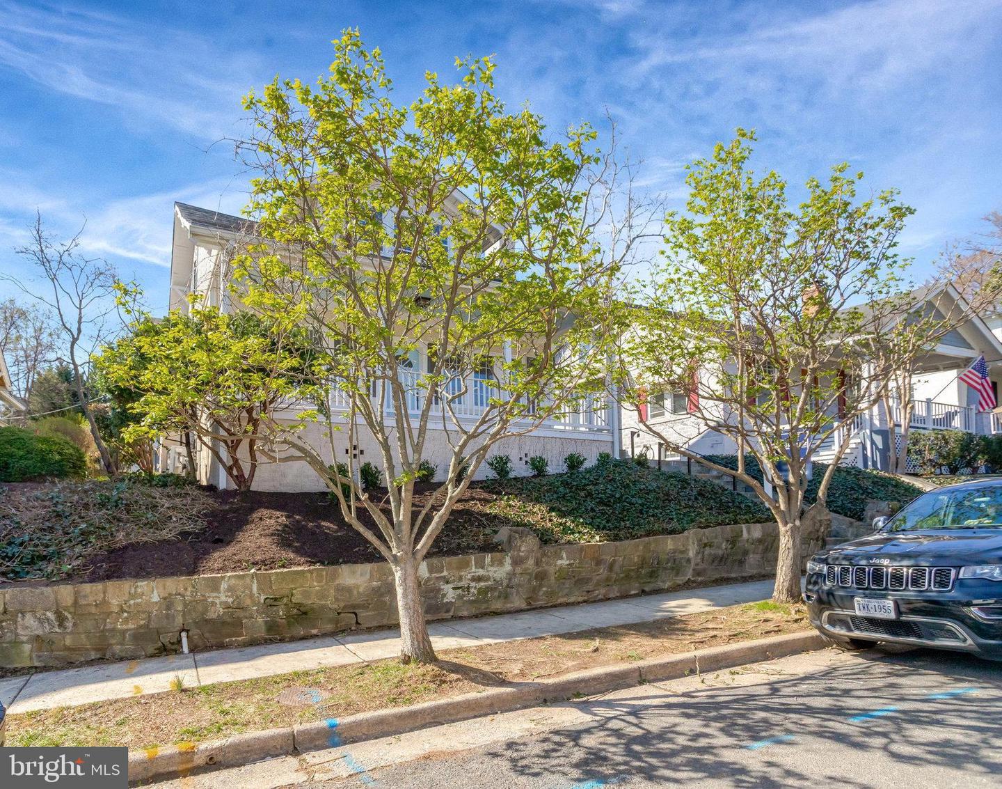 306 Rucker Pl