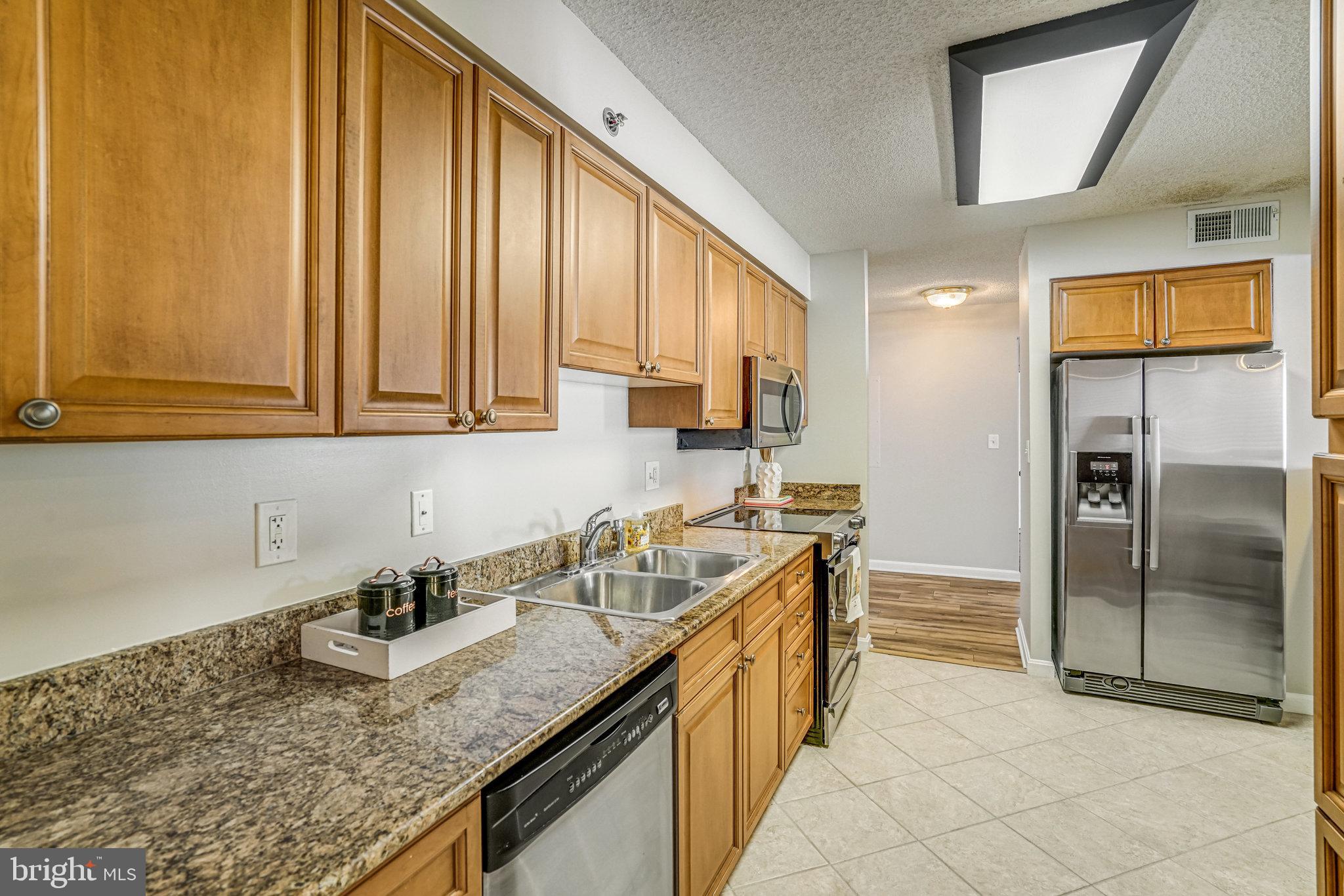 2181 Jamieson Ave #1405