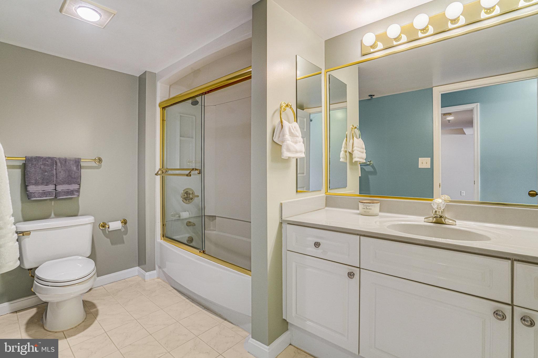 2181 Jamieson Ave #1405