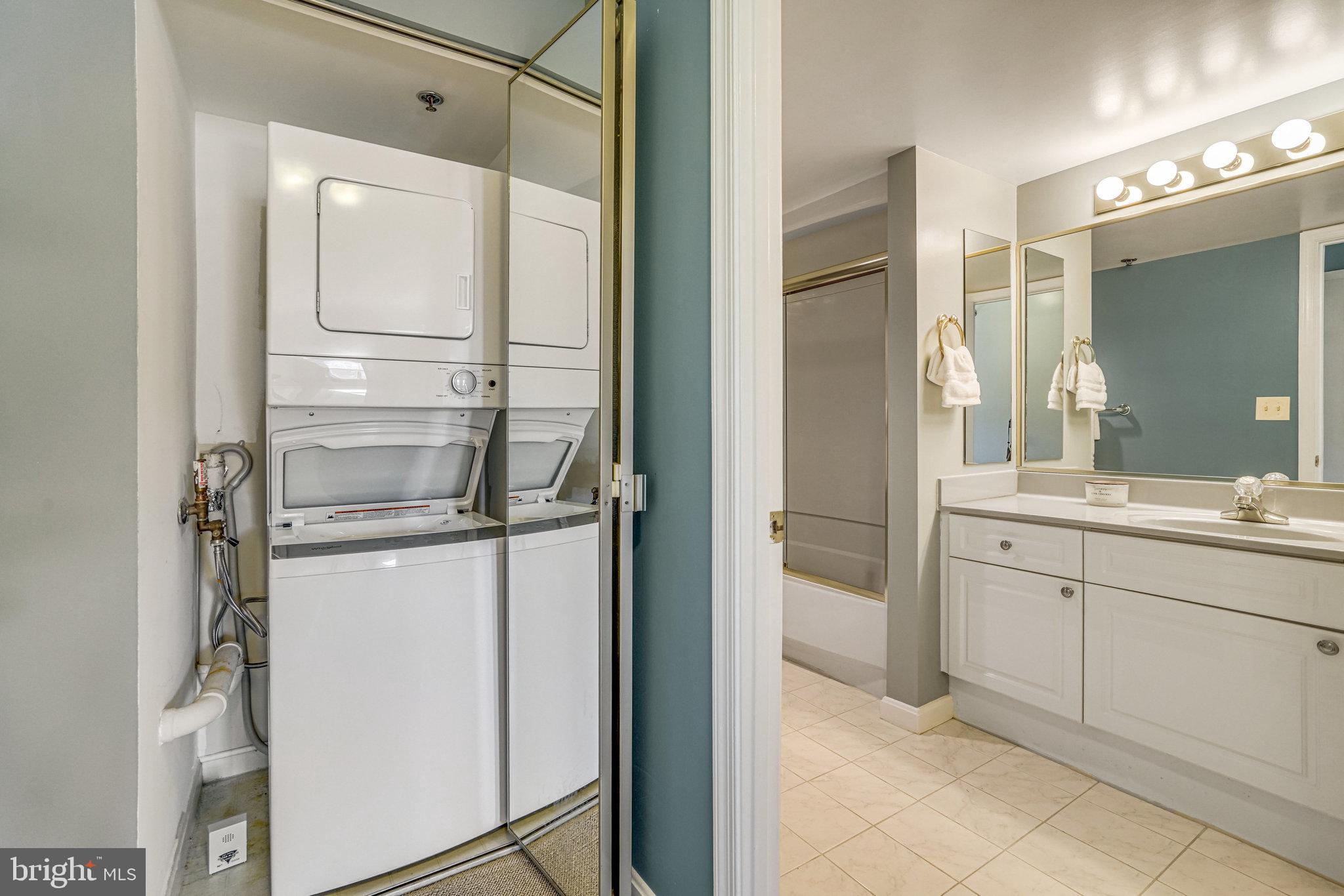 2181 Jamieson Ave #1405