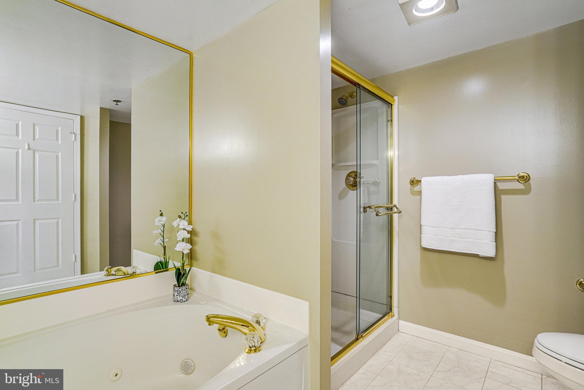 2181 Jamieson Ave #1405