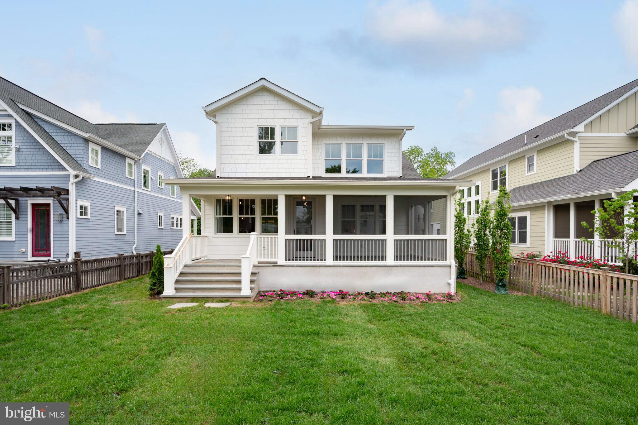 315 E Howell Ave