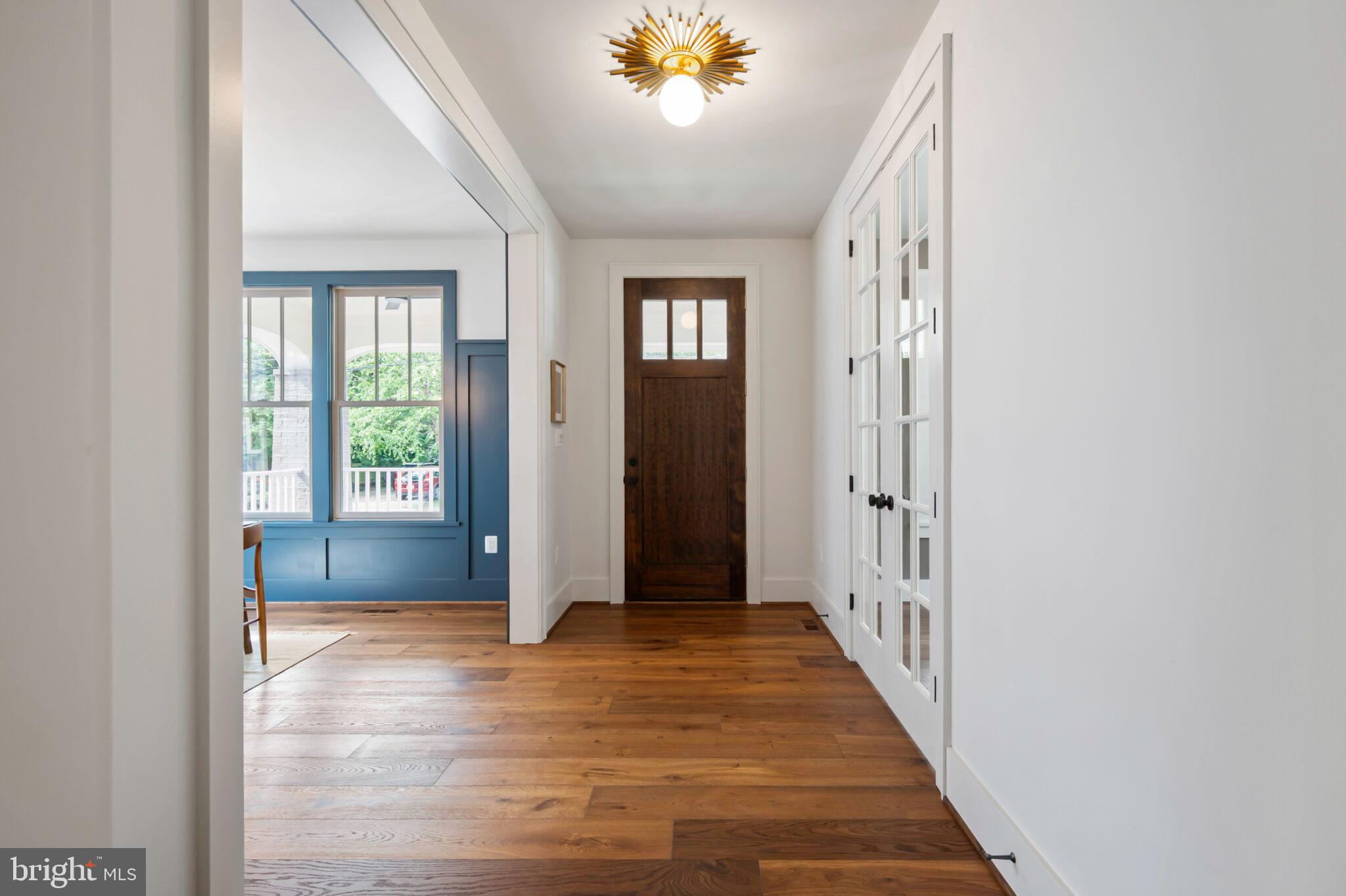 315 E Howell Ave