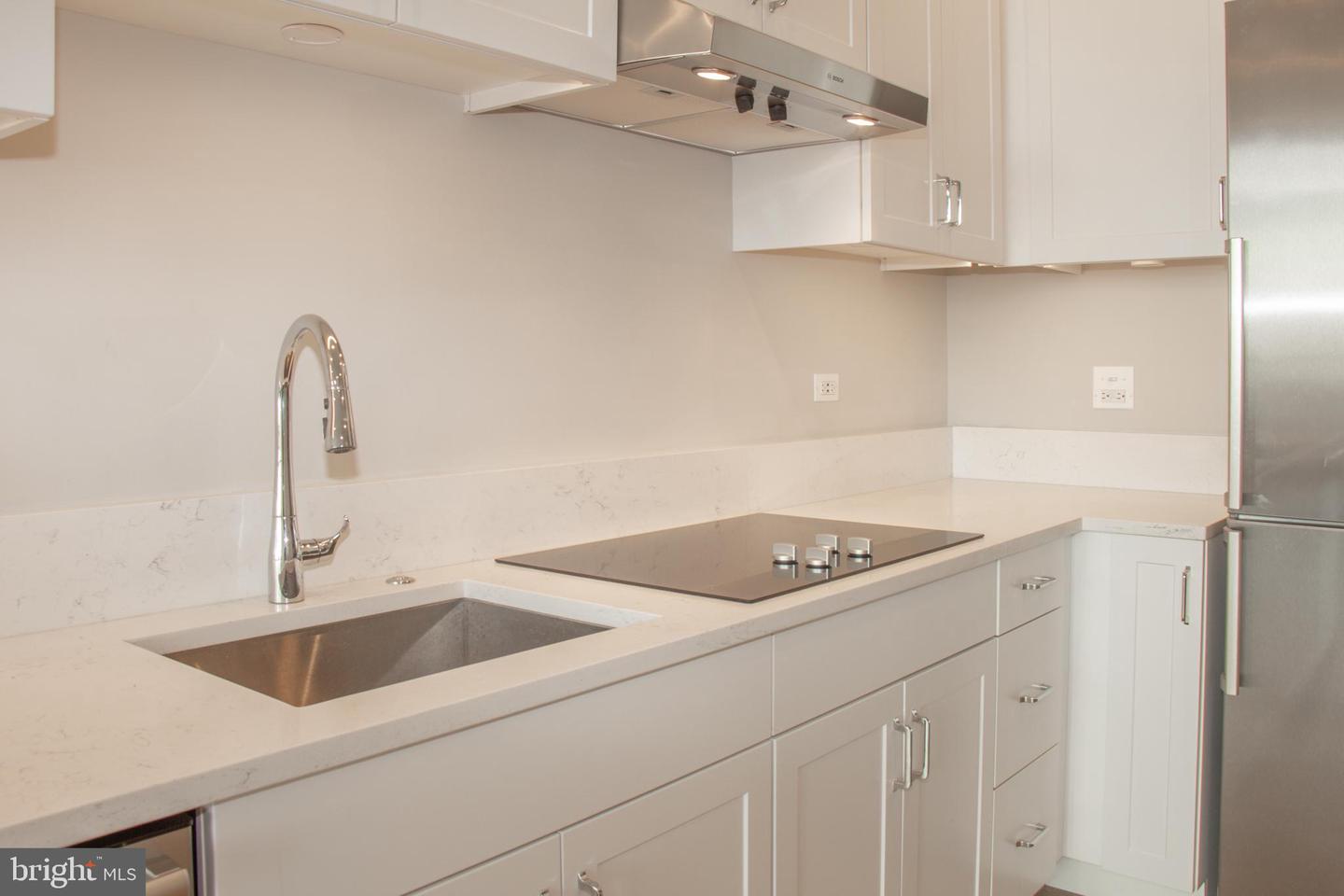 801 N FAIRFAX ST #410