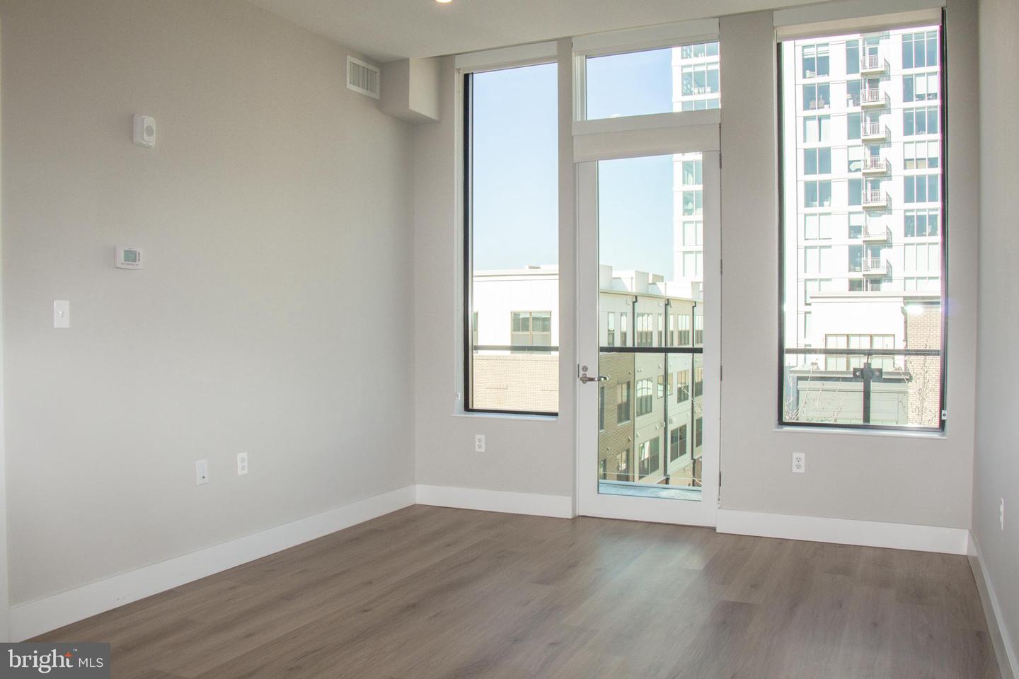 801 N FAIRFAX ST #410