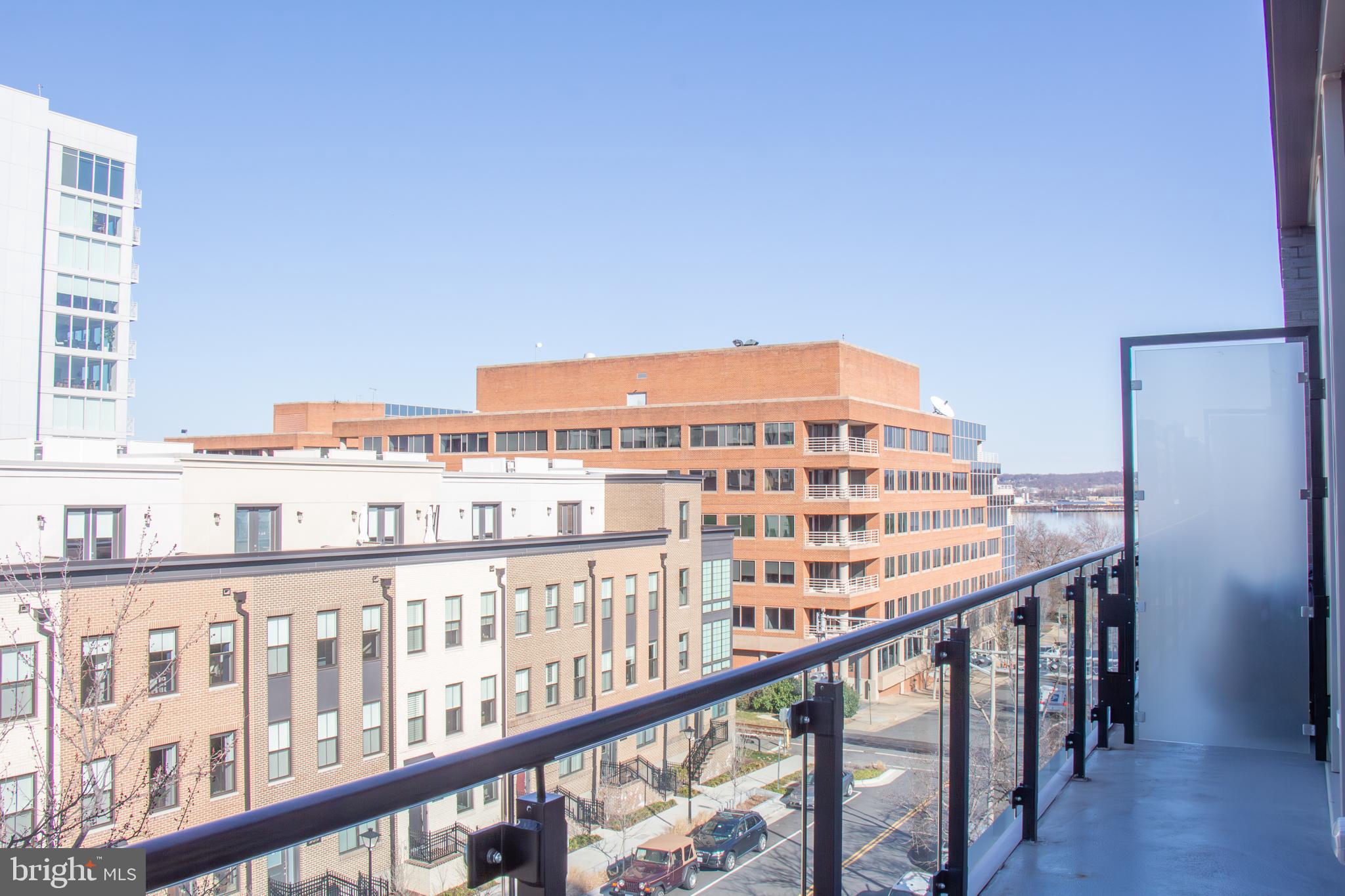 801 N FAIRFAX ST #410