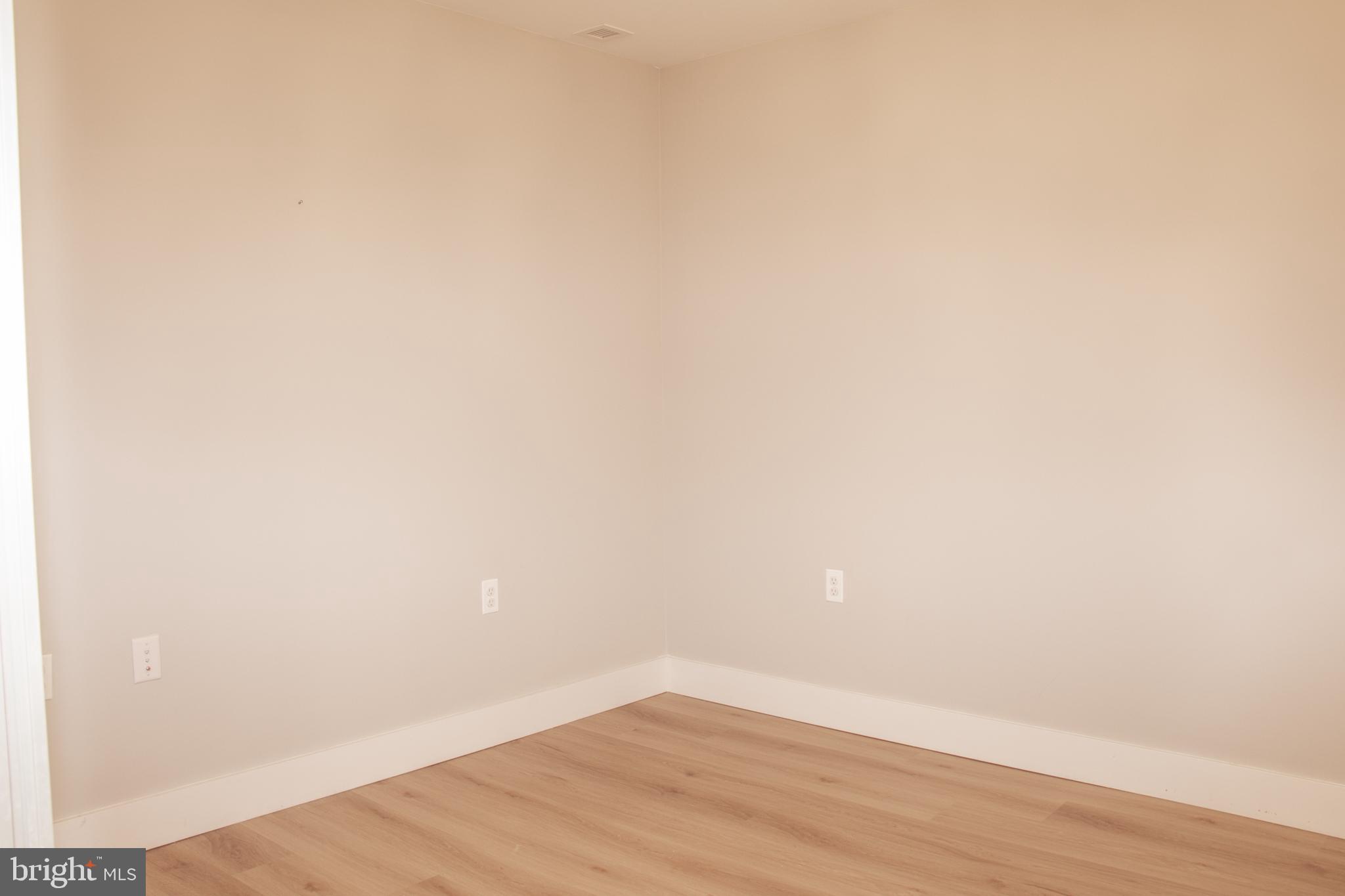 801 N FAIRFAX ST #410