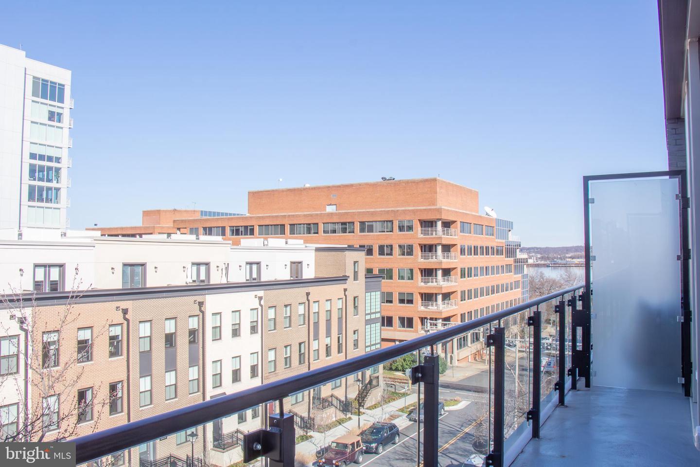 801 N FAIRFAX ST #410