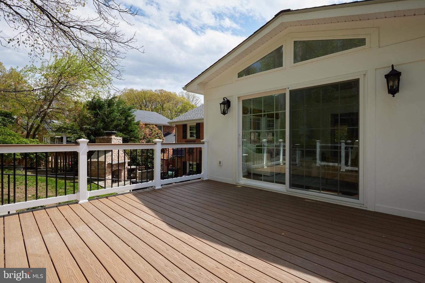 4709 Peacock Ave