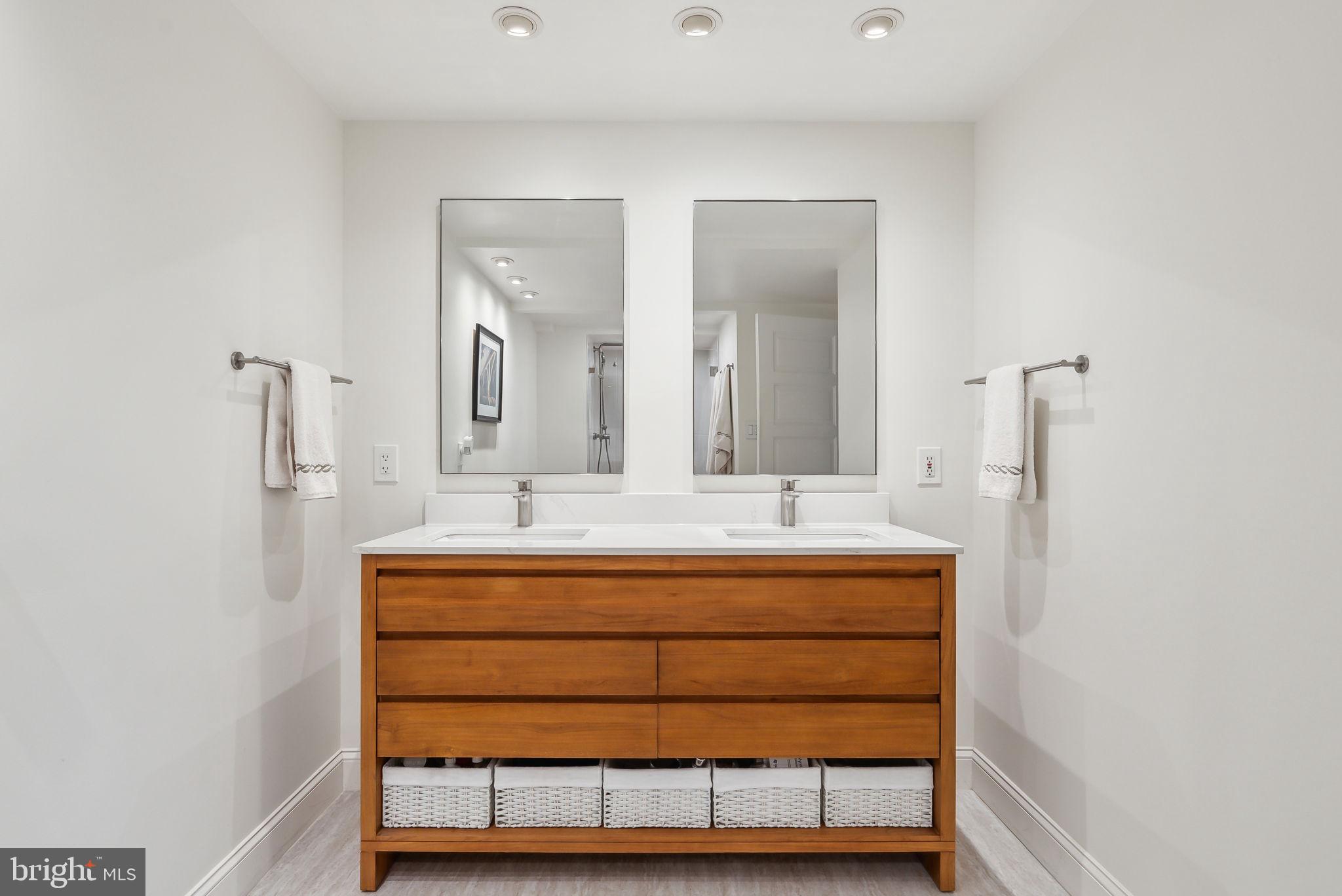 1250 S Washington St #410