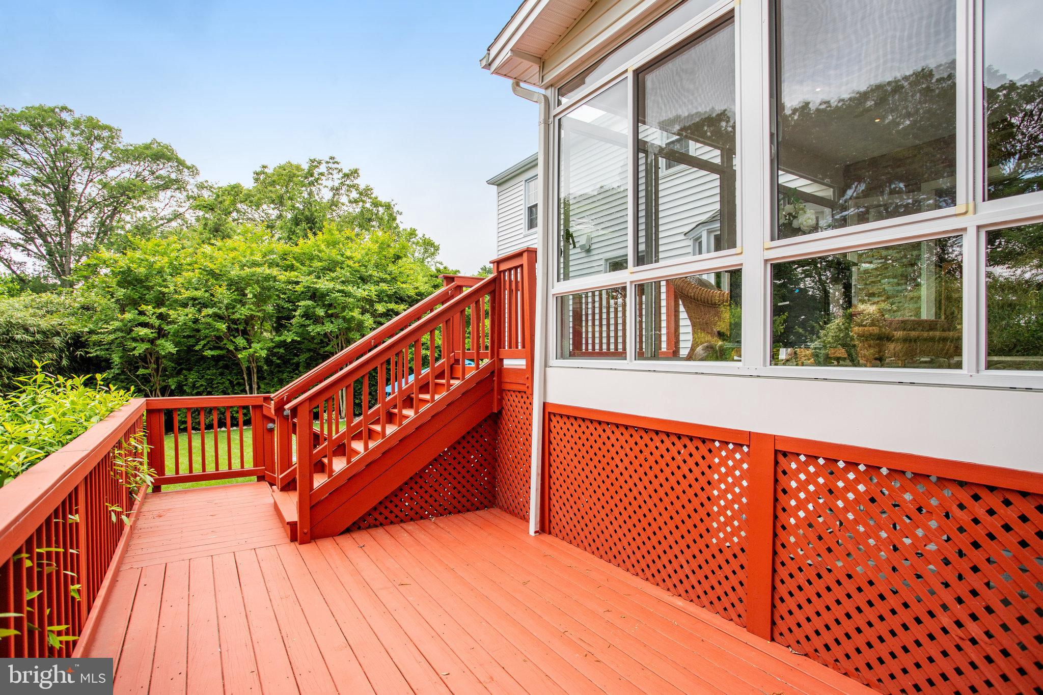 4004 Featherstone Pl