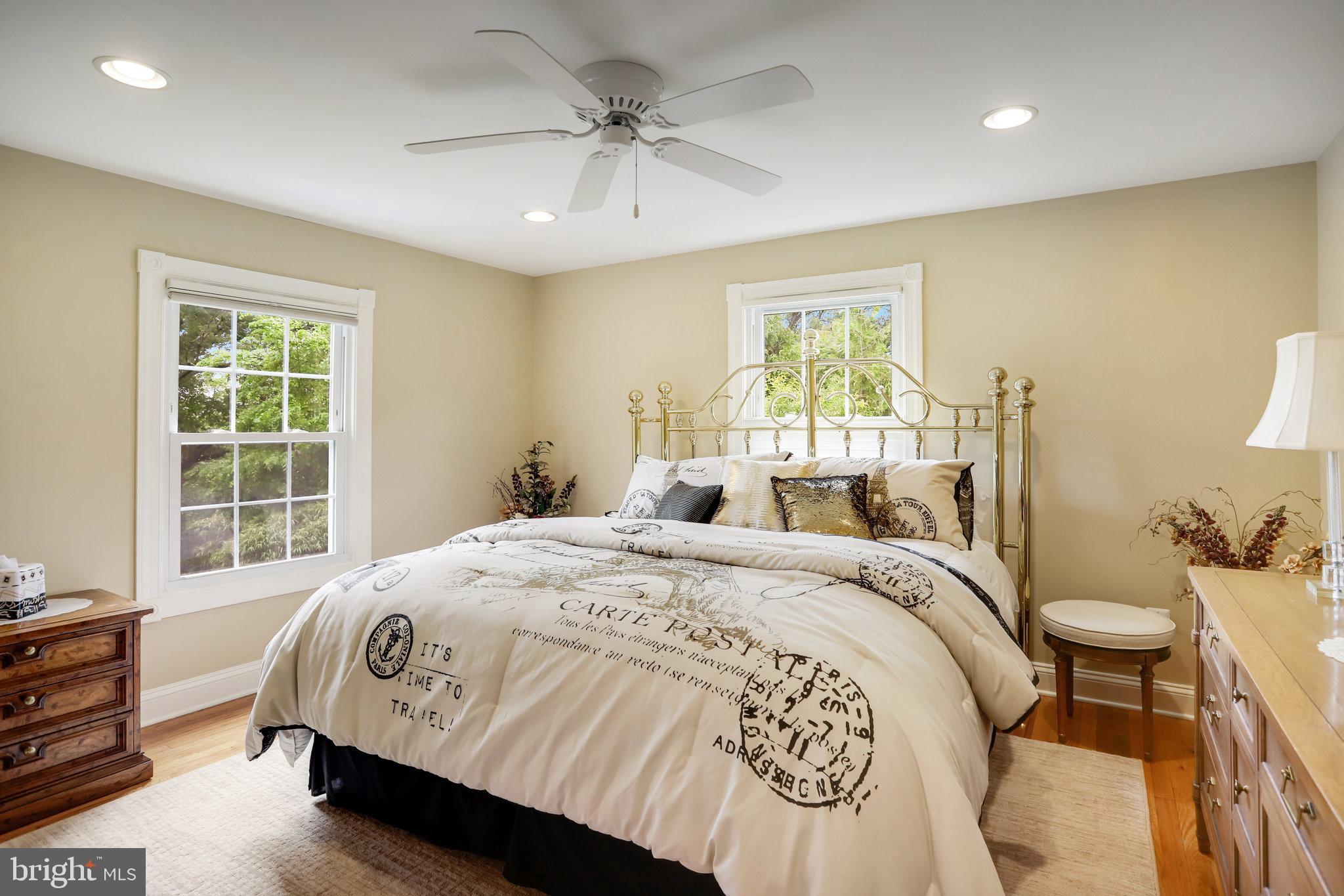 4004 Featherstone Pl