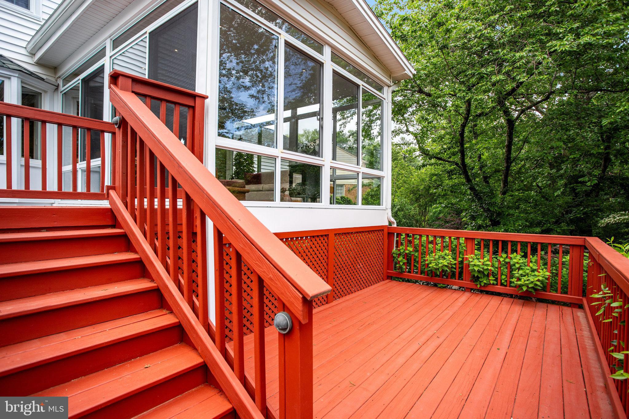 4004 Featherstone Pl