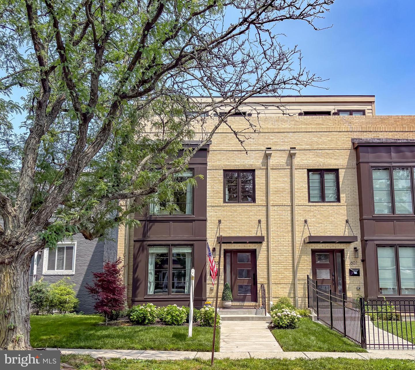 603 N Alfred St