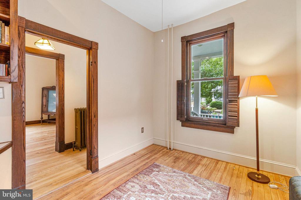 17 Cedar St
