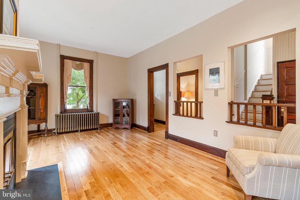 17 Cedar St
