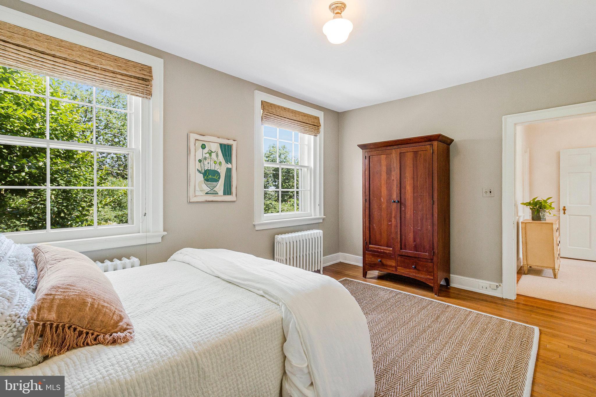 412 N View Ter
