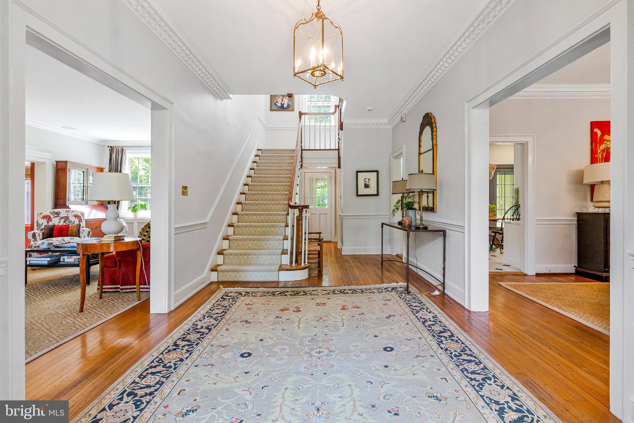 412 N View Ter