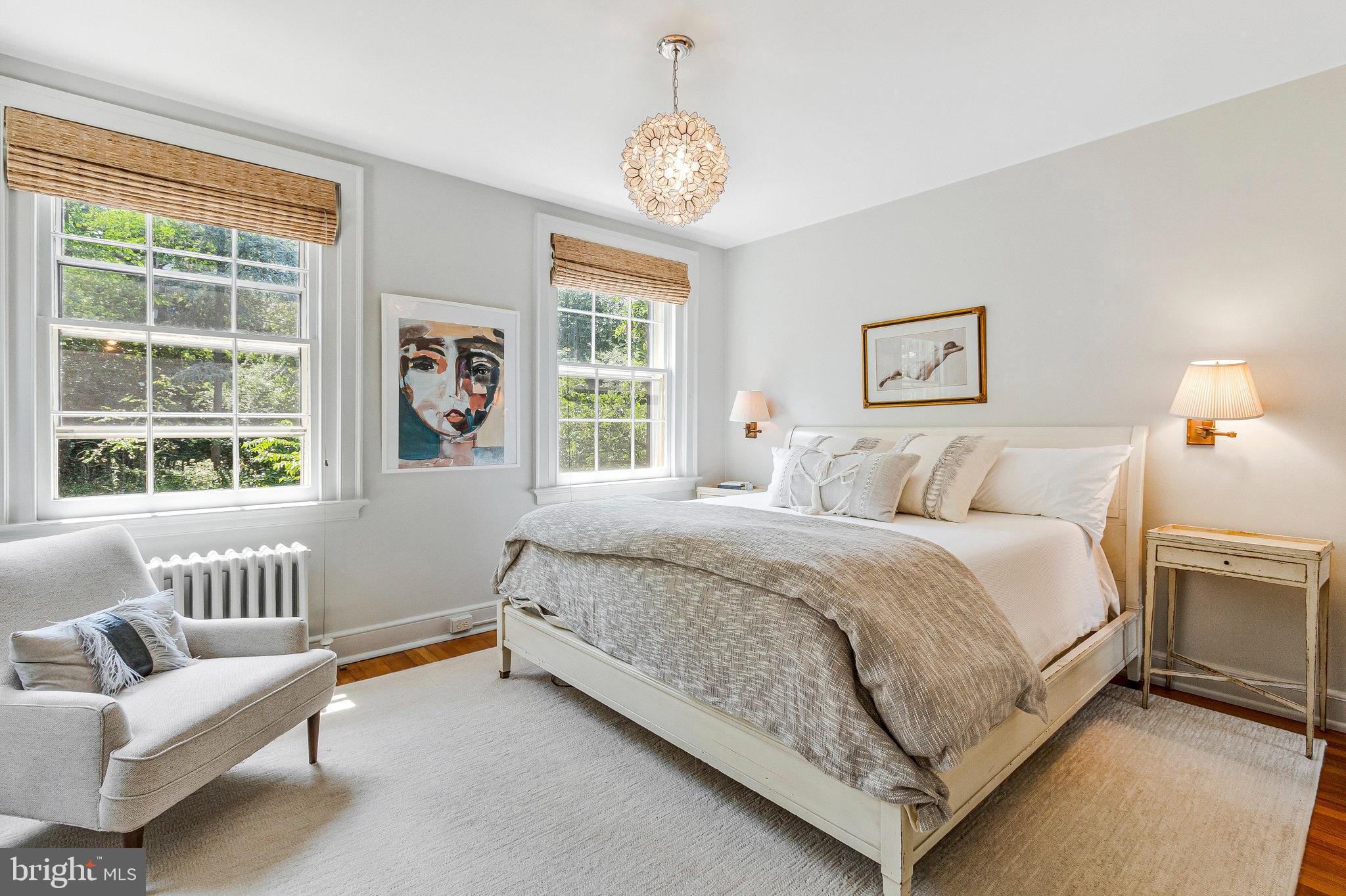 412 N View Ter