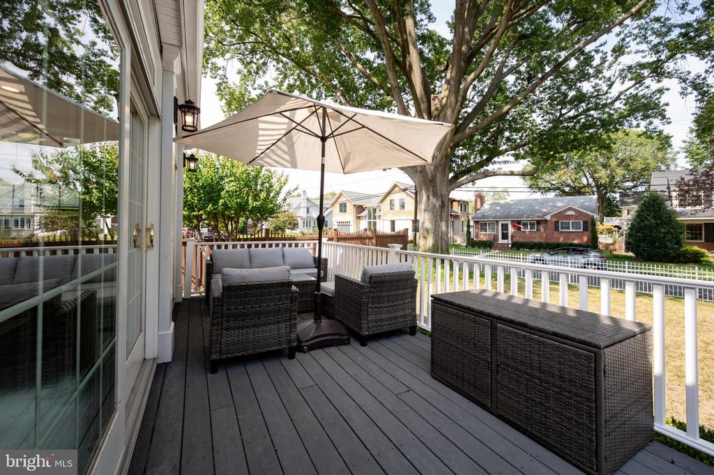 607 W VIEW TERRACE