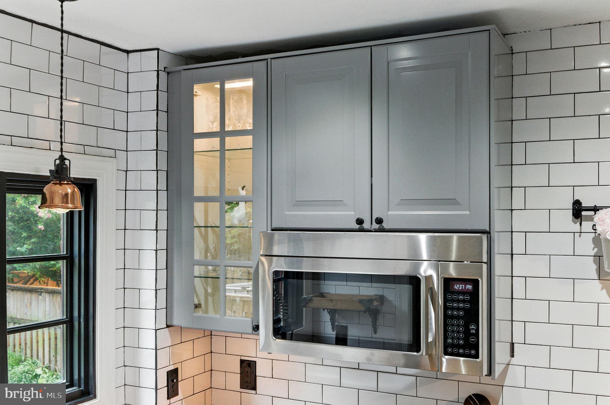 333 MOUNT VERNON AVENUE