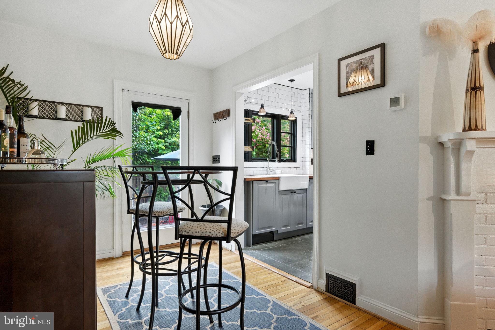 333 MOUNT VERNON AVENUE