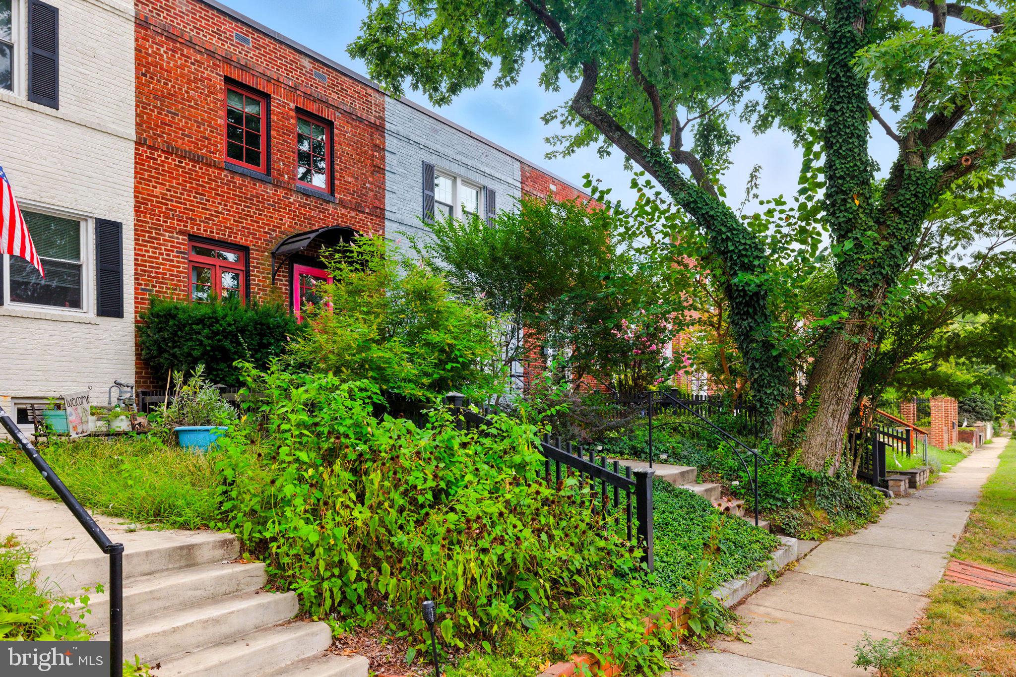 333 MOUNT VERNON AVENUE