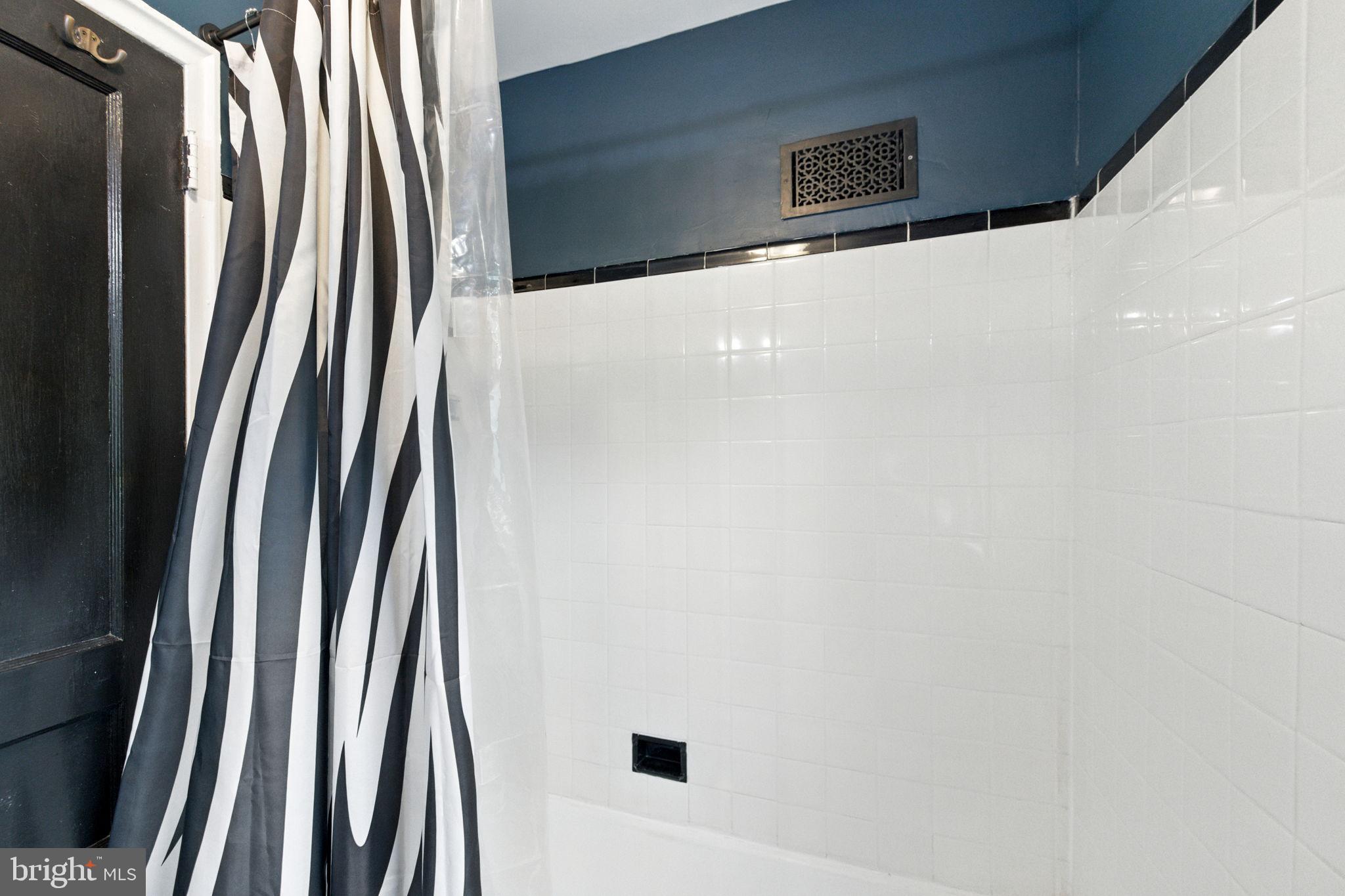 333 MOUNT VERNON AVENUE