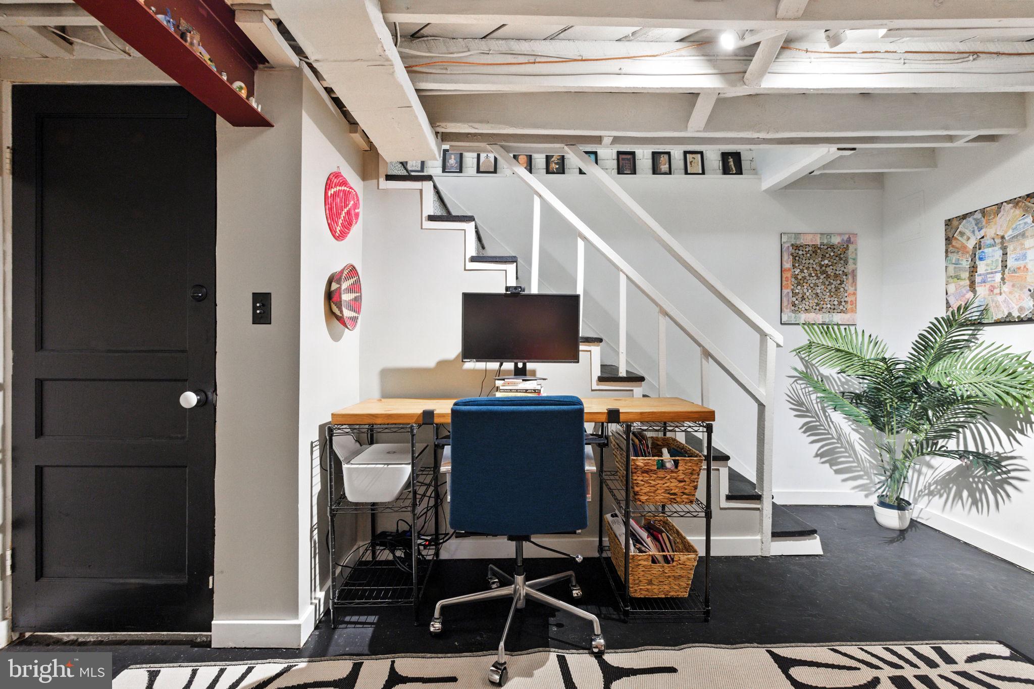 333 MOUNT VERNON AVENUE