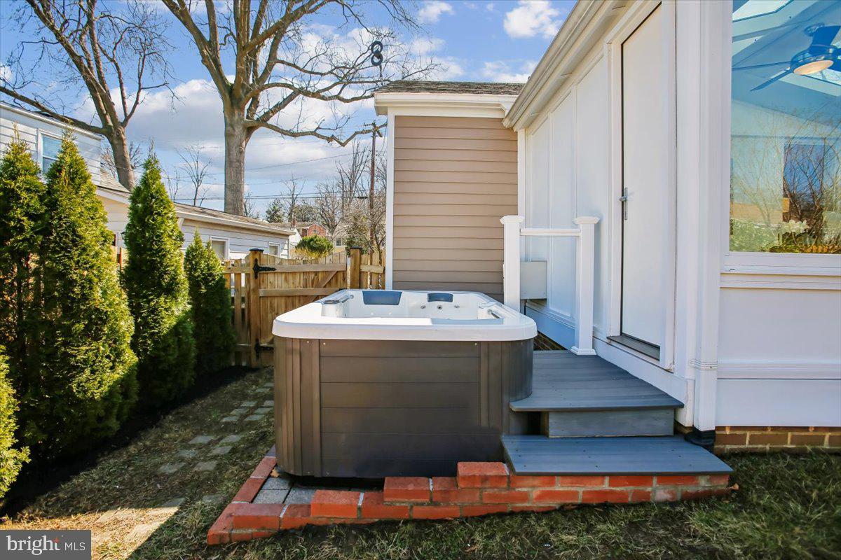 503 MONTICELLO BOULEVARD