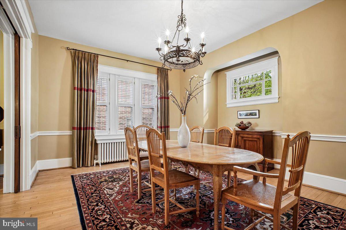 310 N VIEW TERRACE