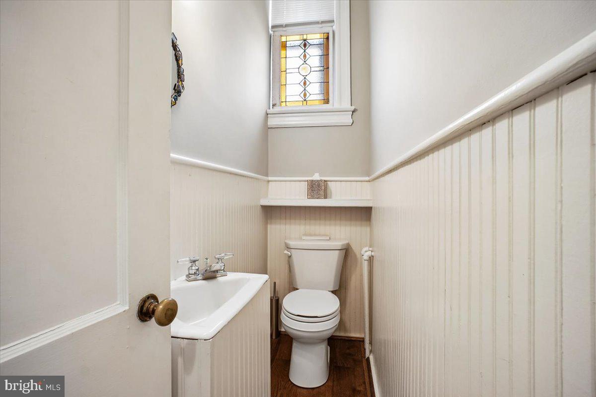310 N VIEW TERRACE