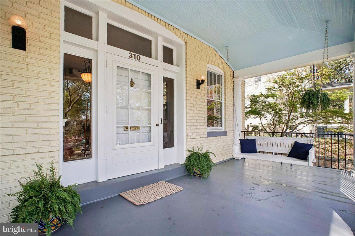 310 N VIEW TERRACE