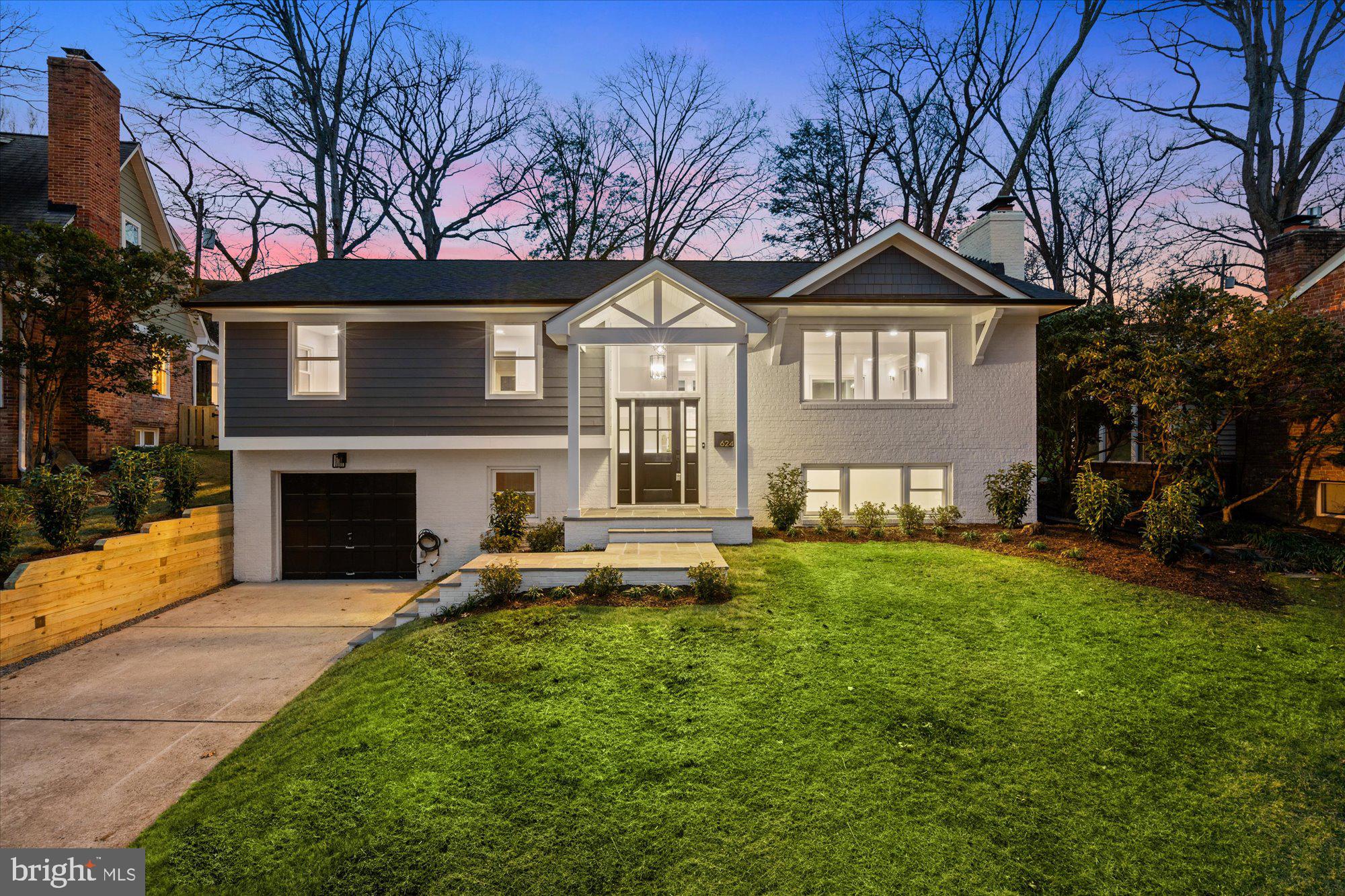 624 PULMAN PLACE