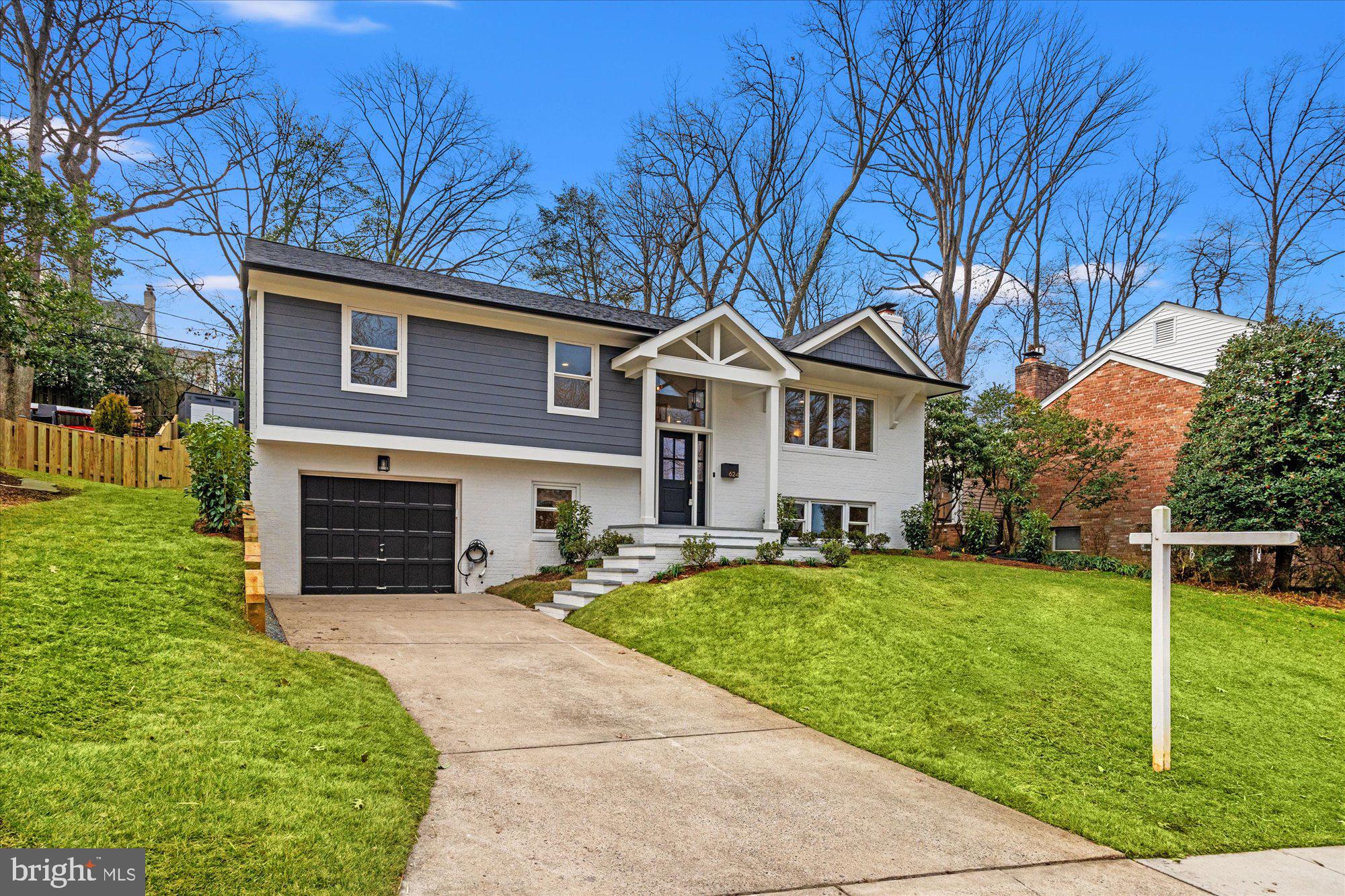 624 PULMAN PLACE