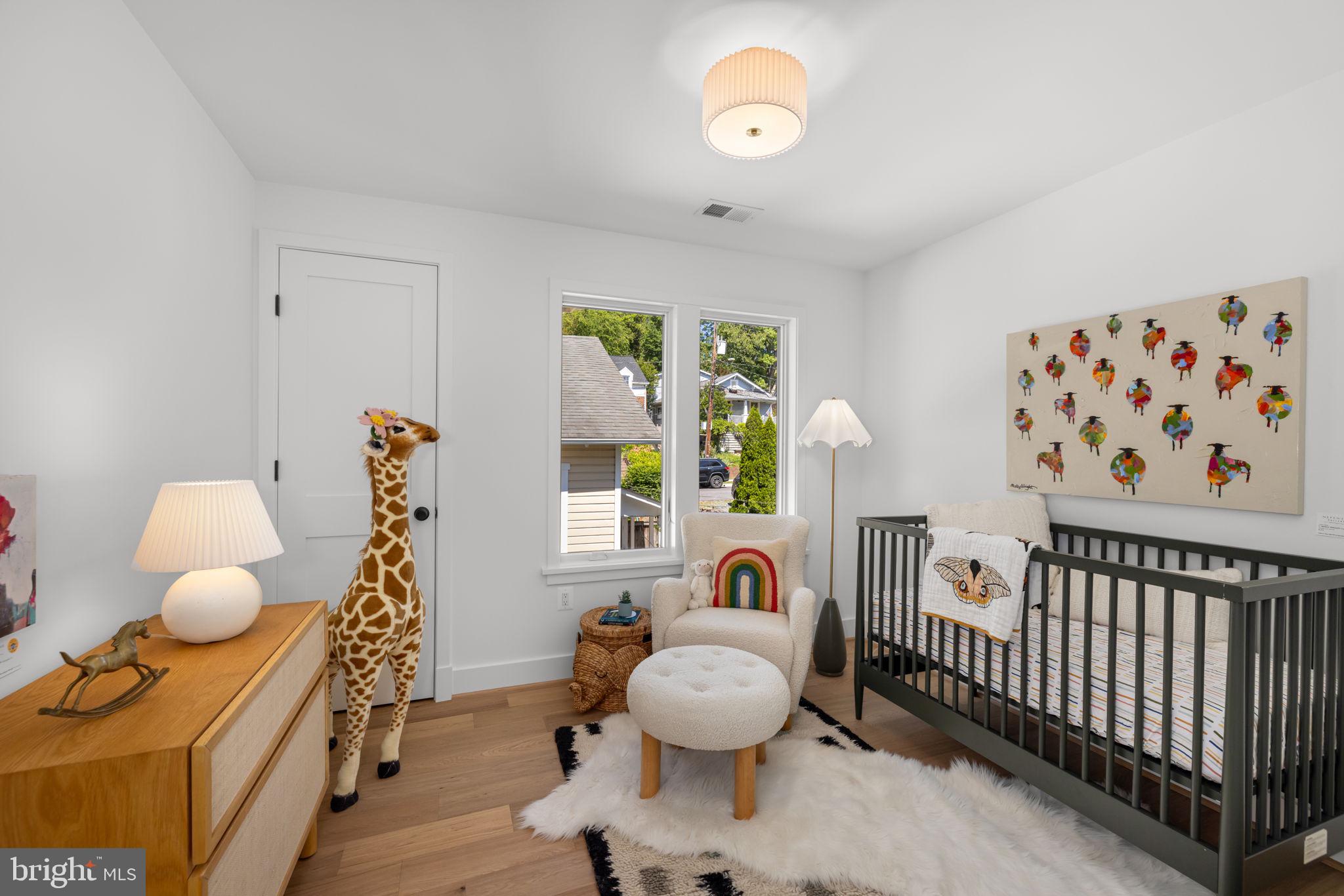 25 W WYATT AVENUE