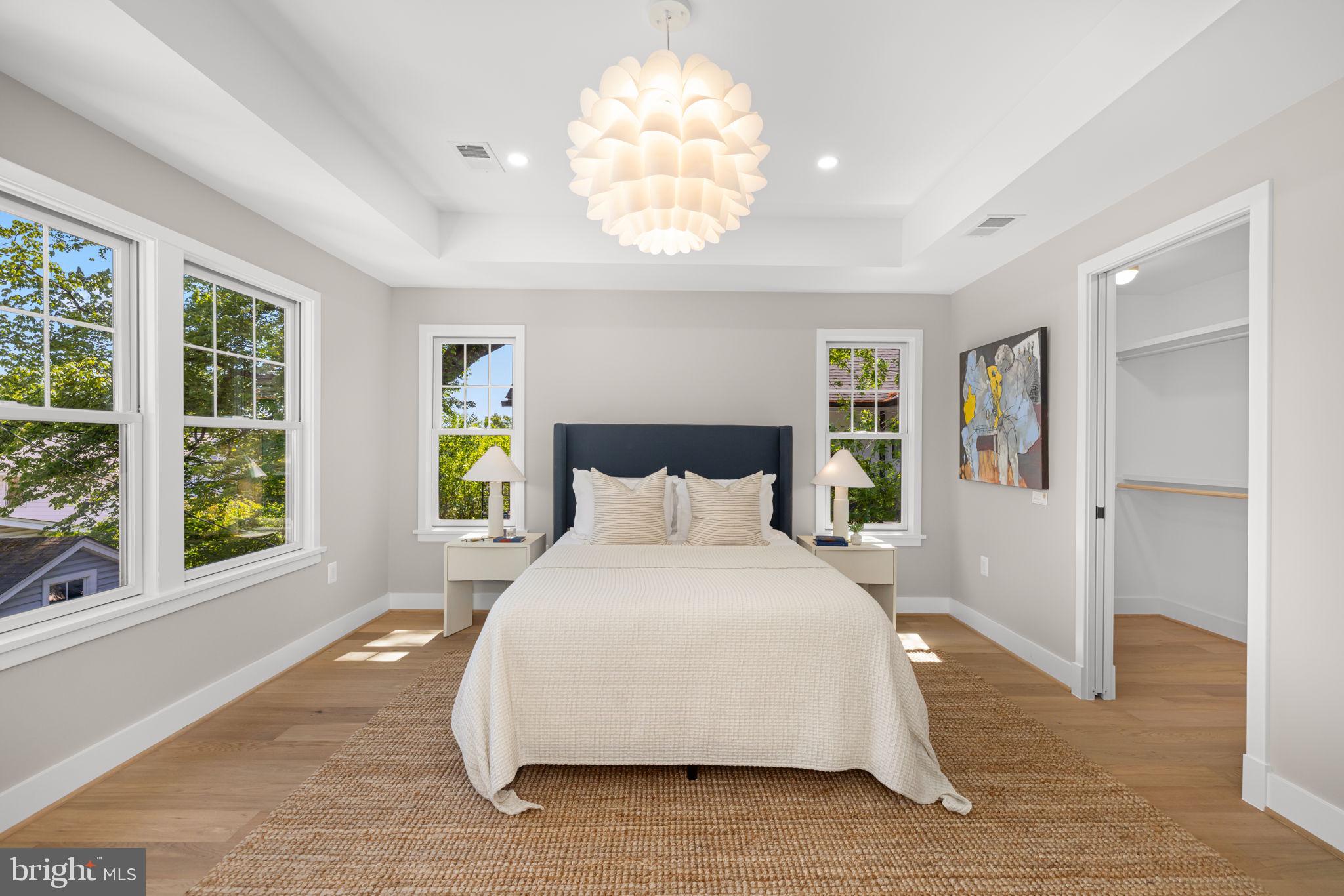 25 W WYATT AVENUE