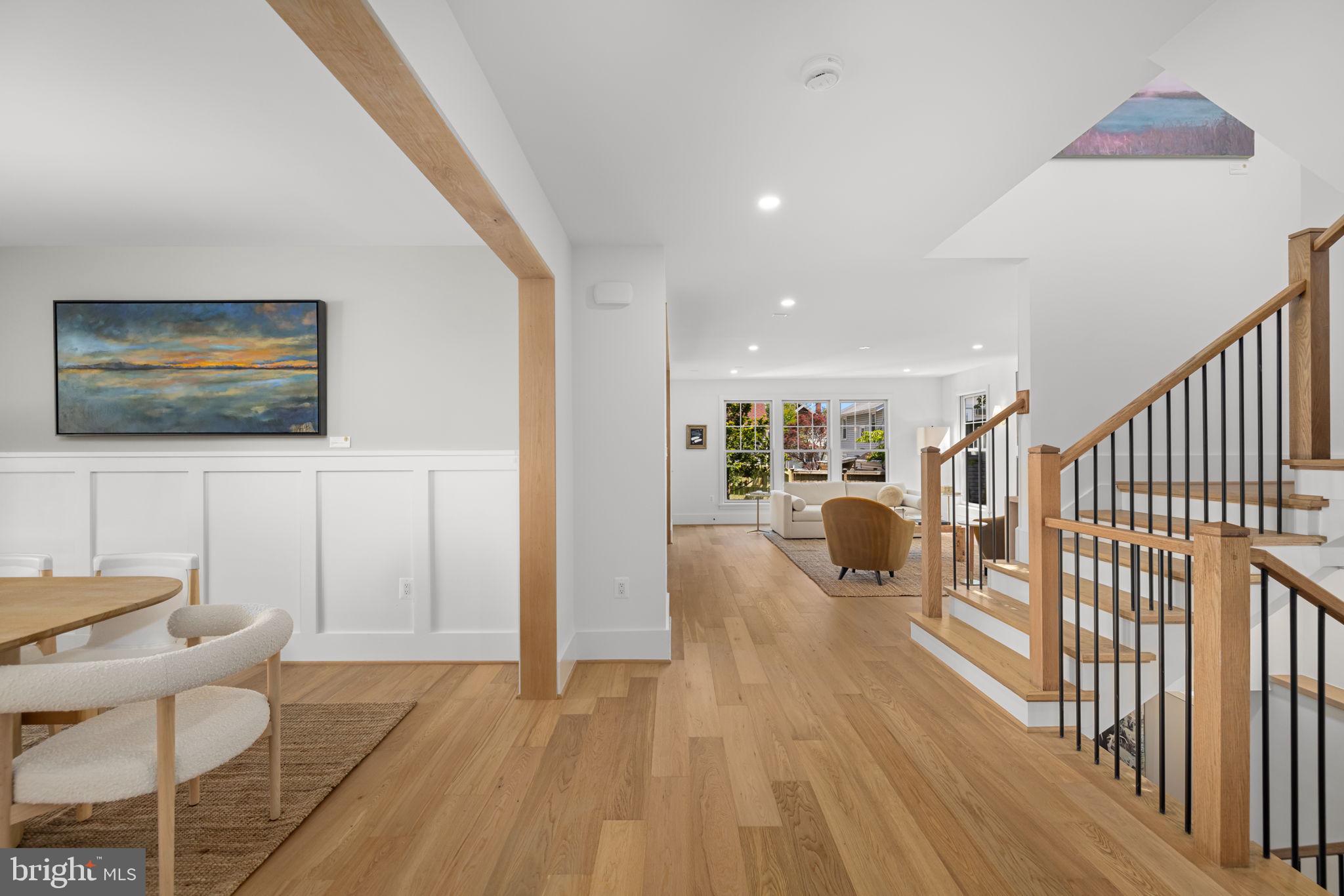 25 W WYATT AVENUE