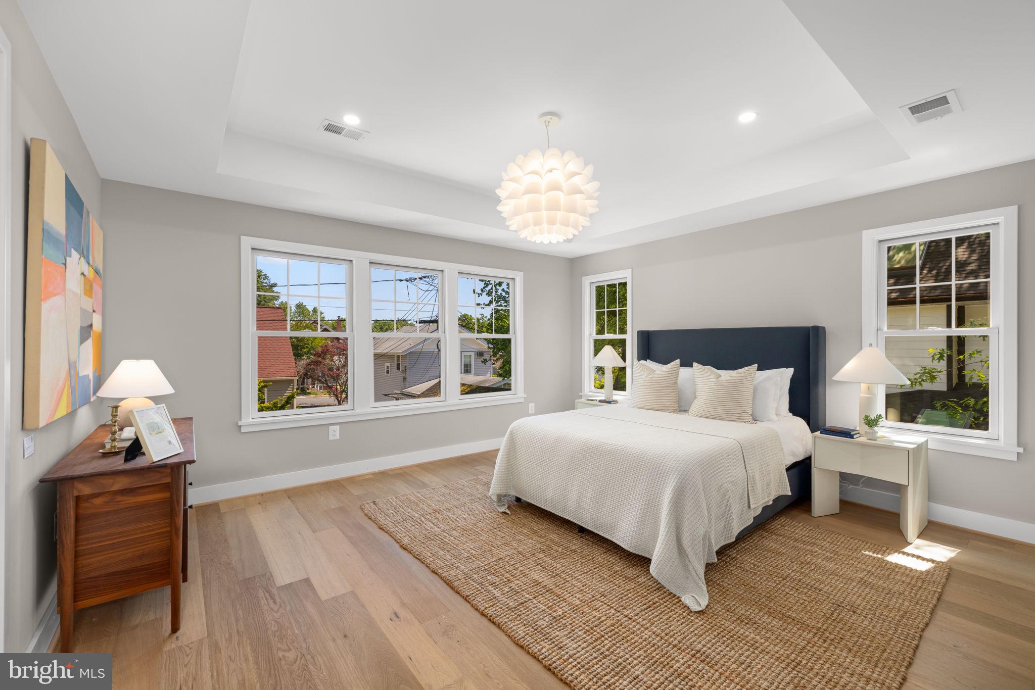25 W WYATT AVENUE