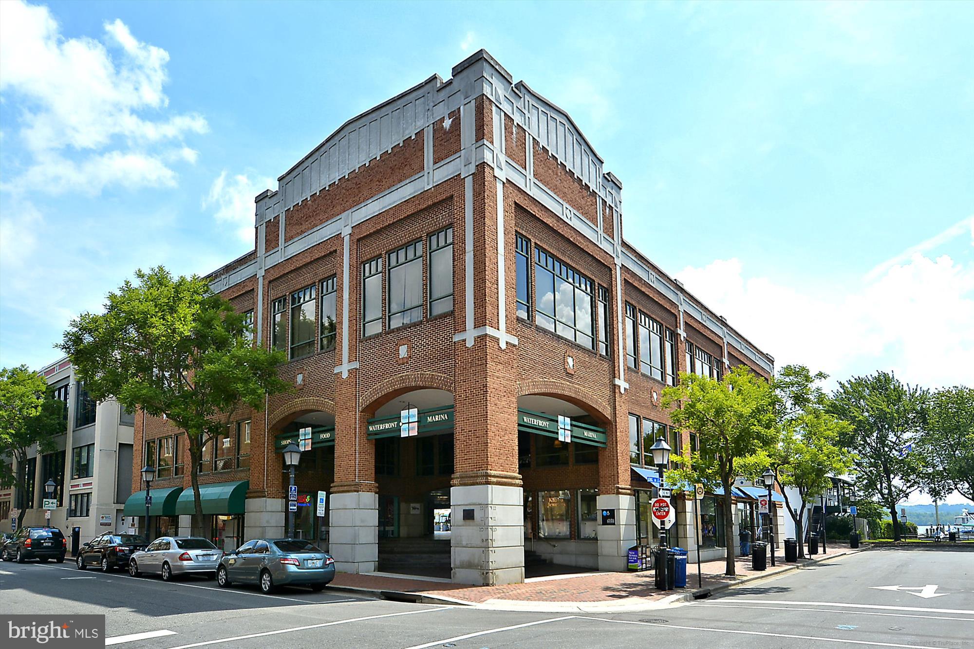803 CHETWORTH PLACE