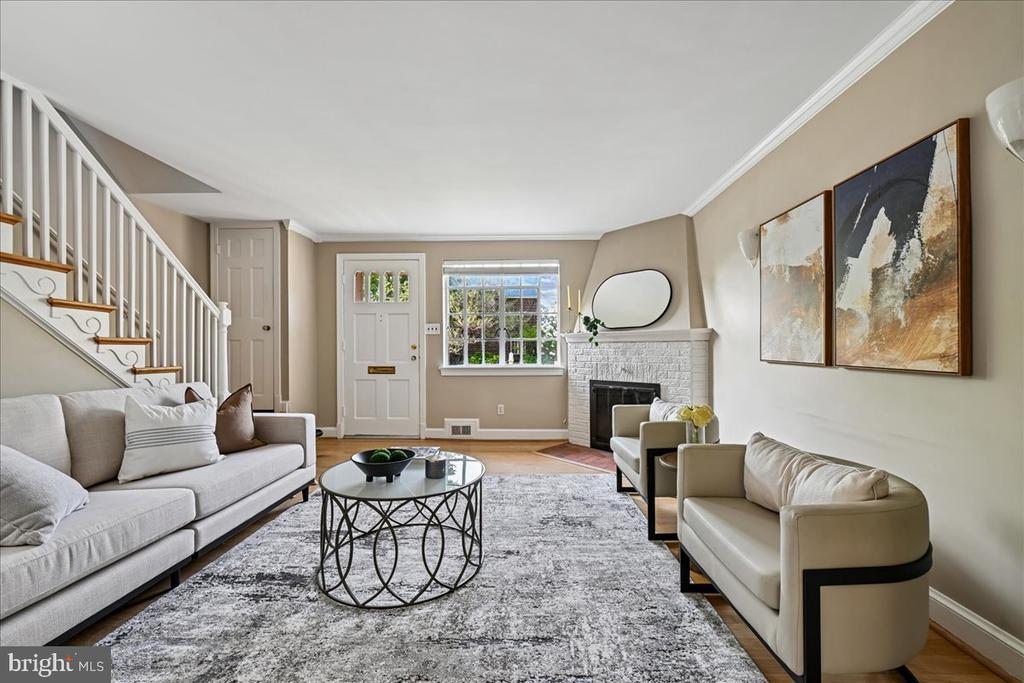 803 CHETWORTH PLACE