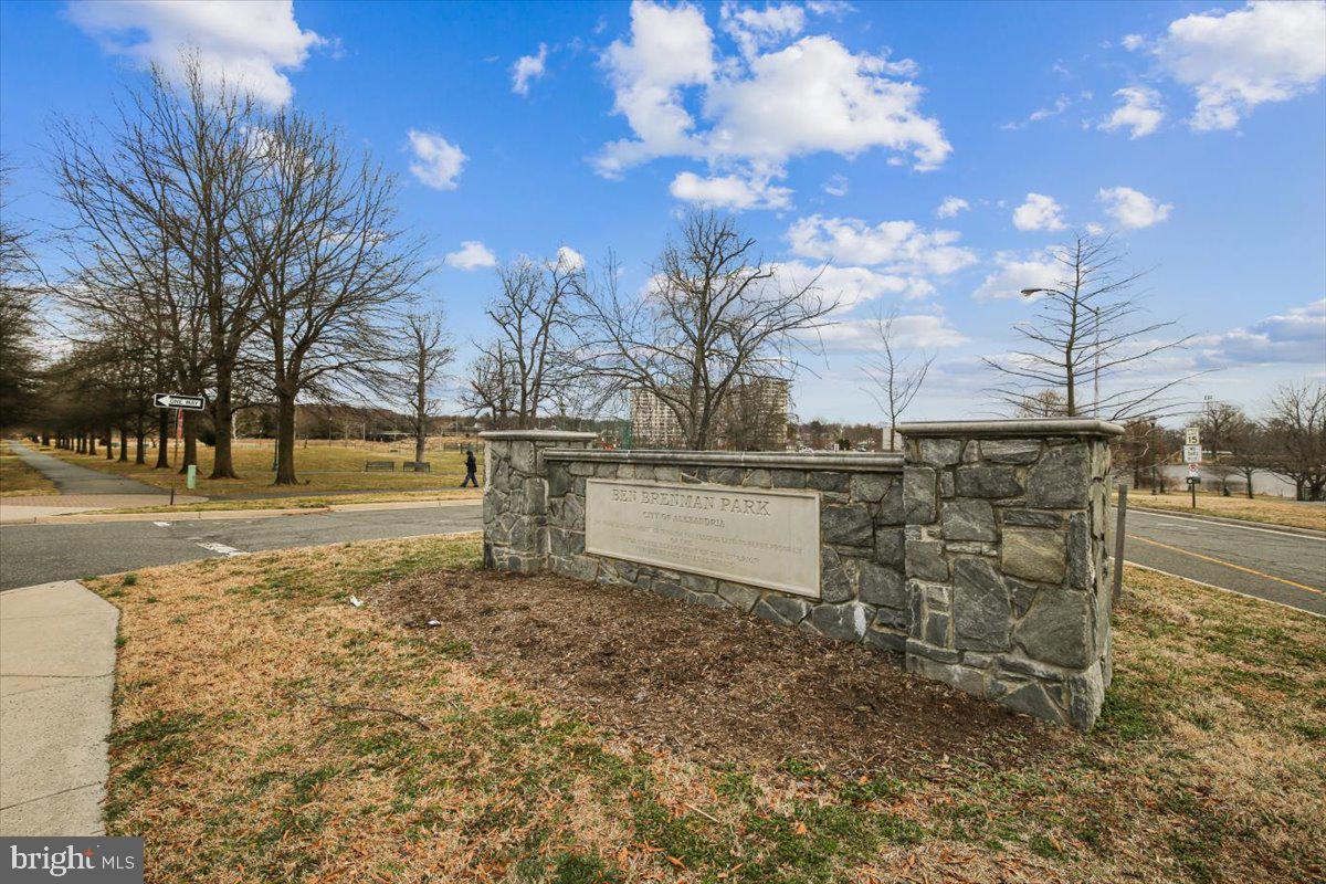 100 CAMERON STATION BOULEVARD