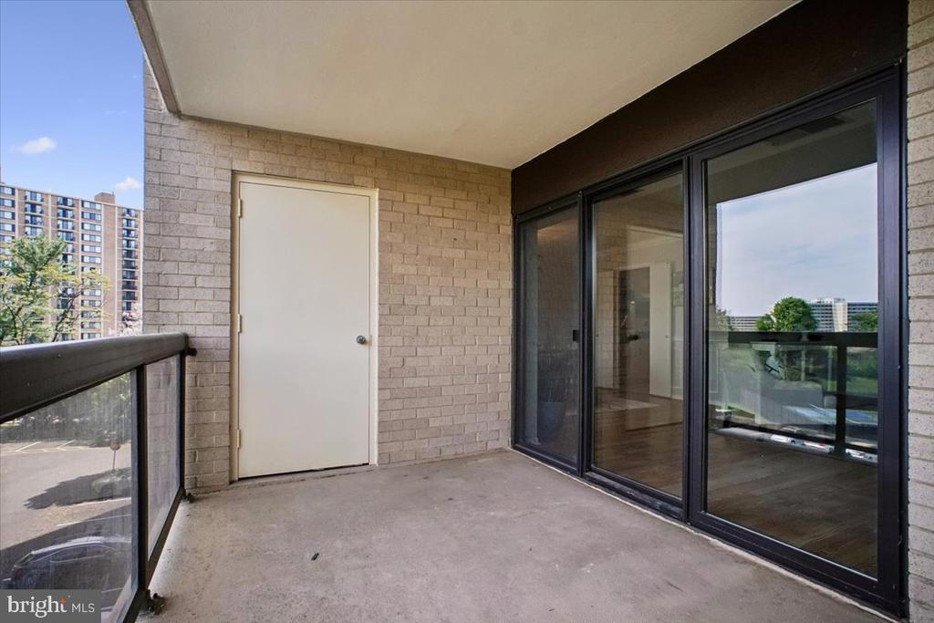 307 YOAKUM PARKWAY 407