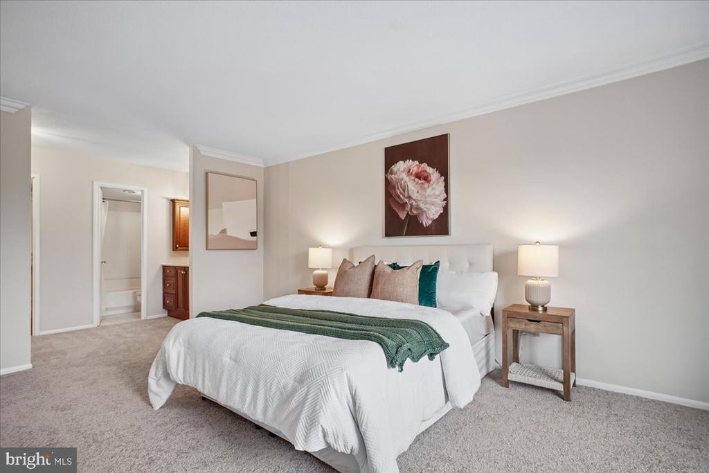 307 YOAKUM PARKWAY 407