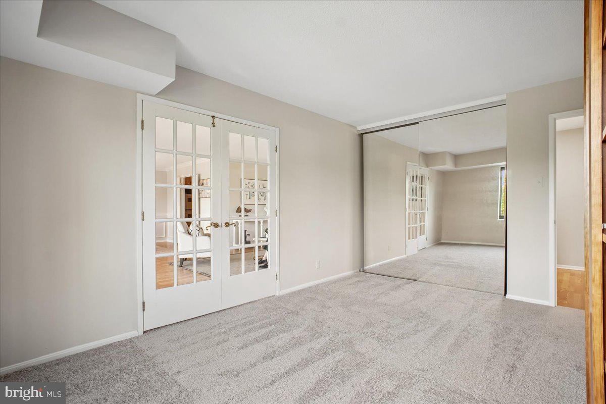 307 YOAKUM PARKWAY 407