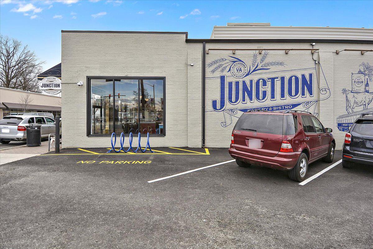 32 E LINDEN STREET