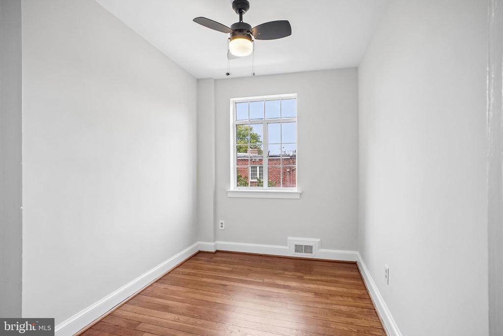 801 CHETWORTH PLACE