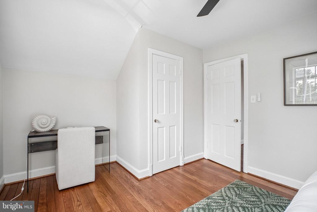 801 CHETWORTH PLACE