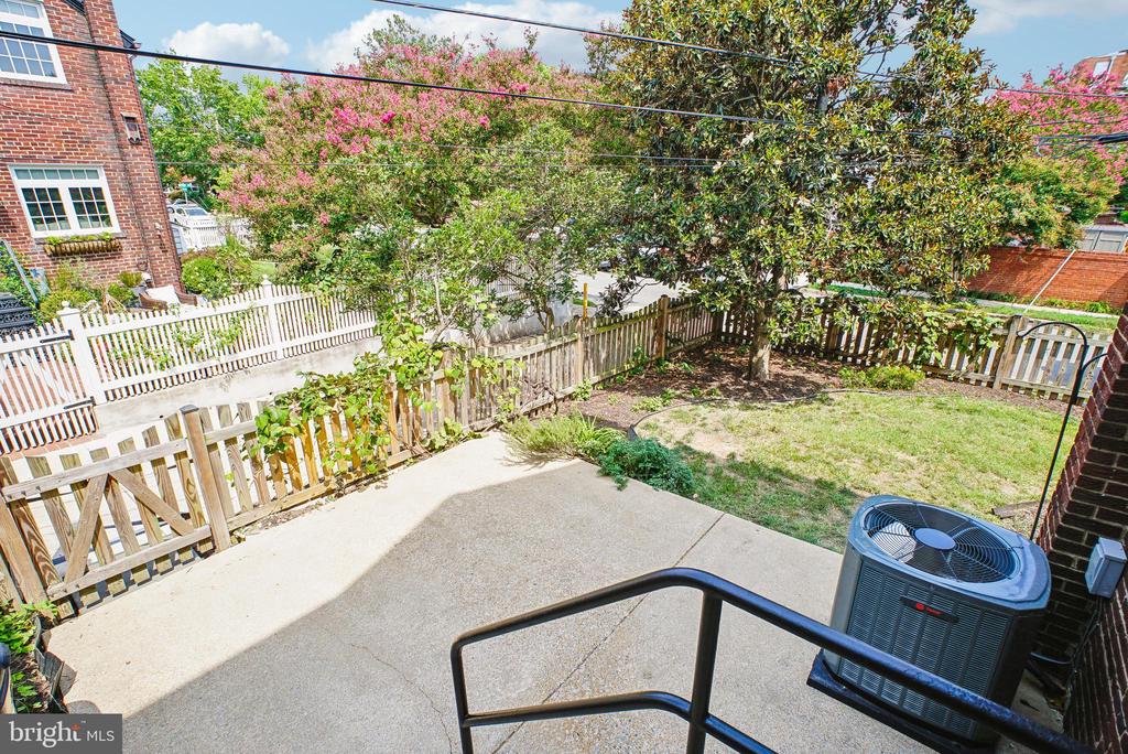 801 CHETWORTH PLACE